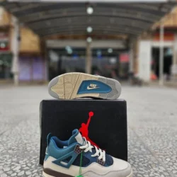 کتونی نایک جردن Nike Jordan 4 Military Black