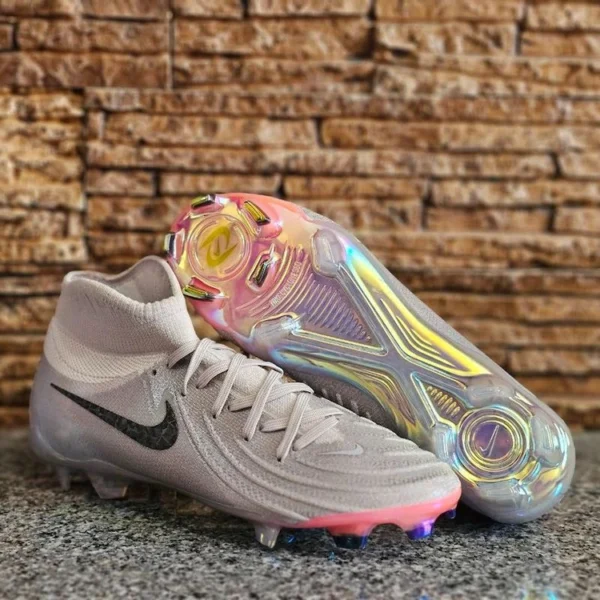 کفش فوتبال نایک فانتوم جی ایکس Nike Phantom GX 2